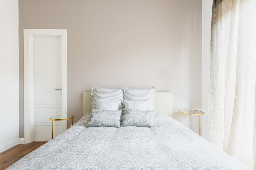 年轻女业主的现代温馨家居设计-26