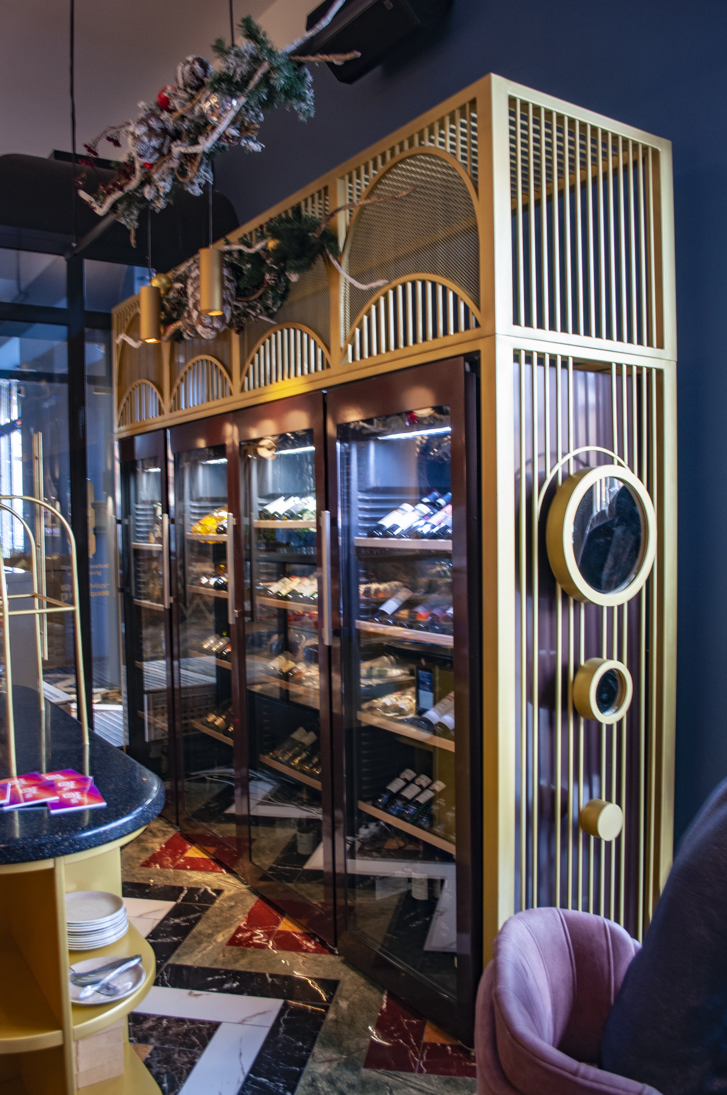 Restaurant "Massimo"-1