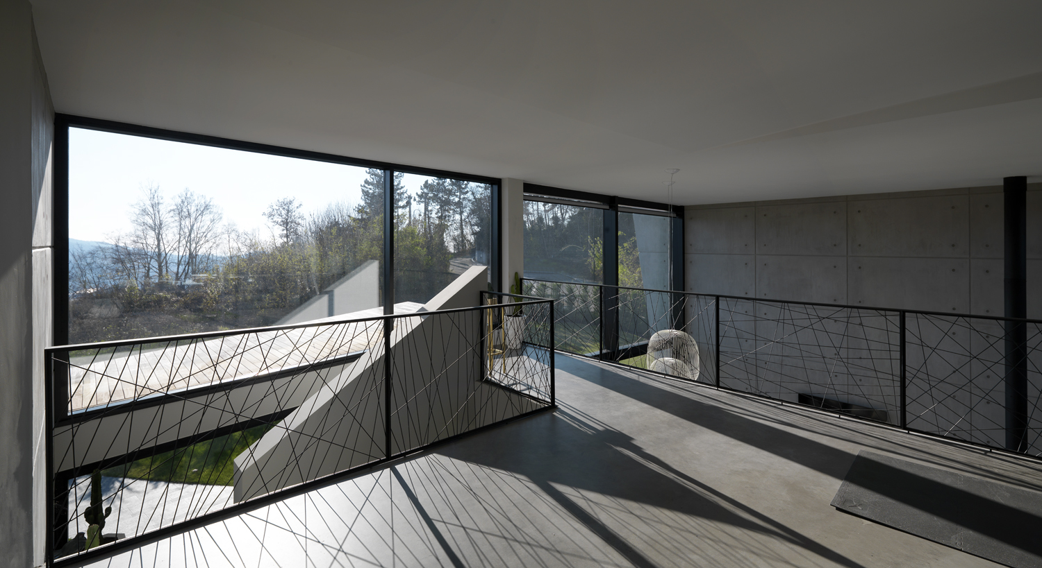 悬浮森林中的透明别墅-67