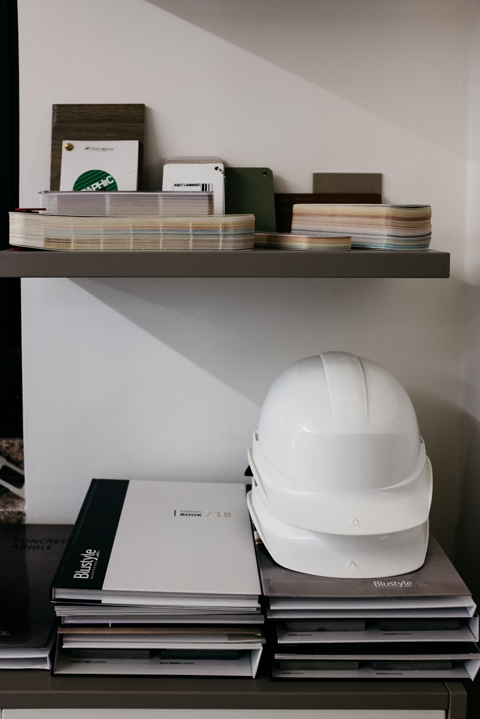 米兰 Carugate 小办公室翻新设计-9