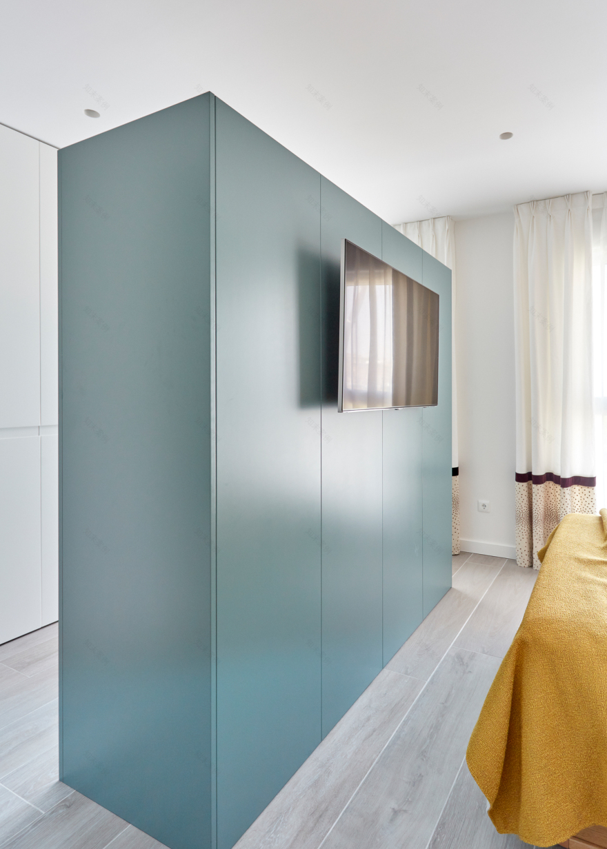 Madrid 公寓的彩色盛宴——Deleite Design 的室内设计佳作-12