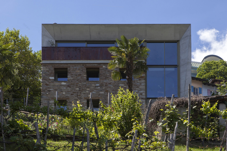 Forni Gueli Architetti 翻新 19 世纪石制别墅,现代与古朴完美融合-16