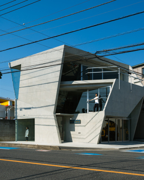 日本 Boltun 公司新总部——混凝土打造的低成本高效益建筑