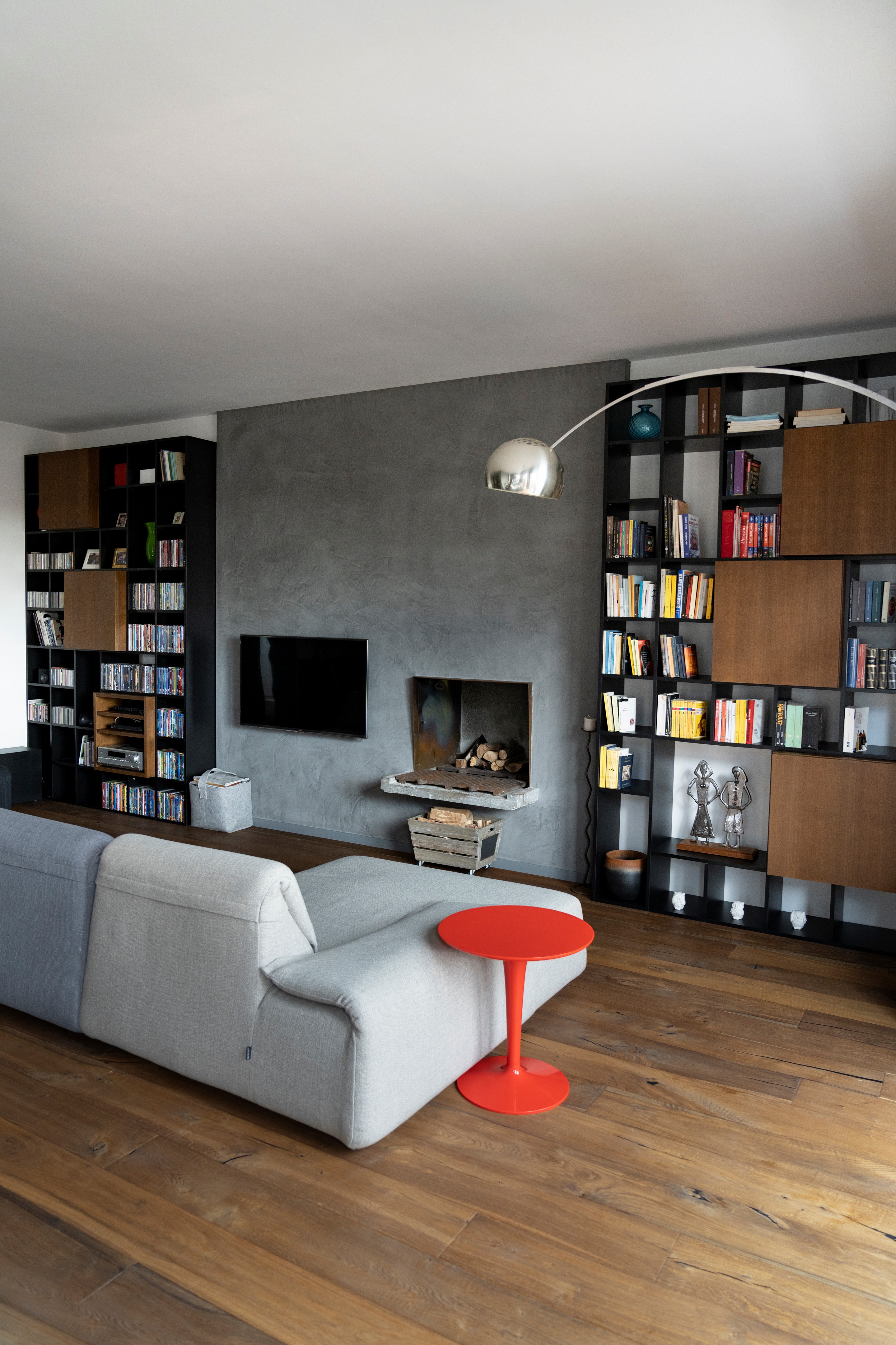 米兰 70 年代建筑中的温馨简约之家丨意大利米兰-4