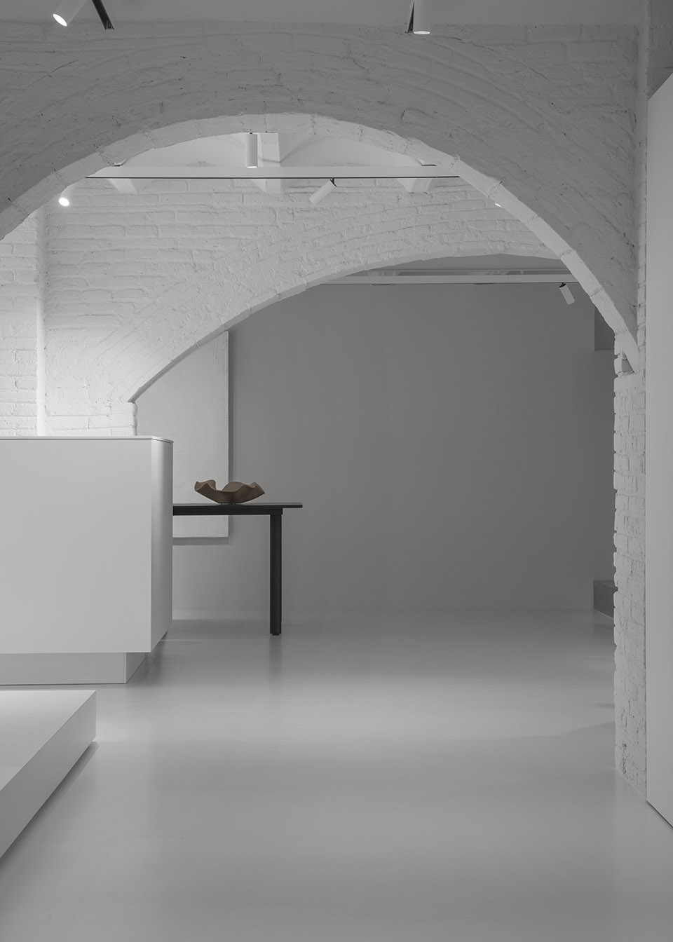 RI HOUSE家居展厅，巴塞罗那/当代艺术画廊的空间形式结合家庭空间元素-26