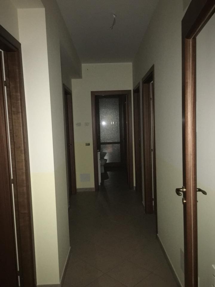 100 平方米的公寓-41