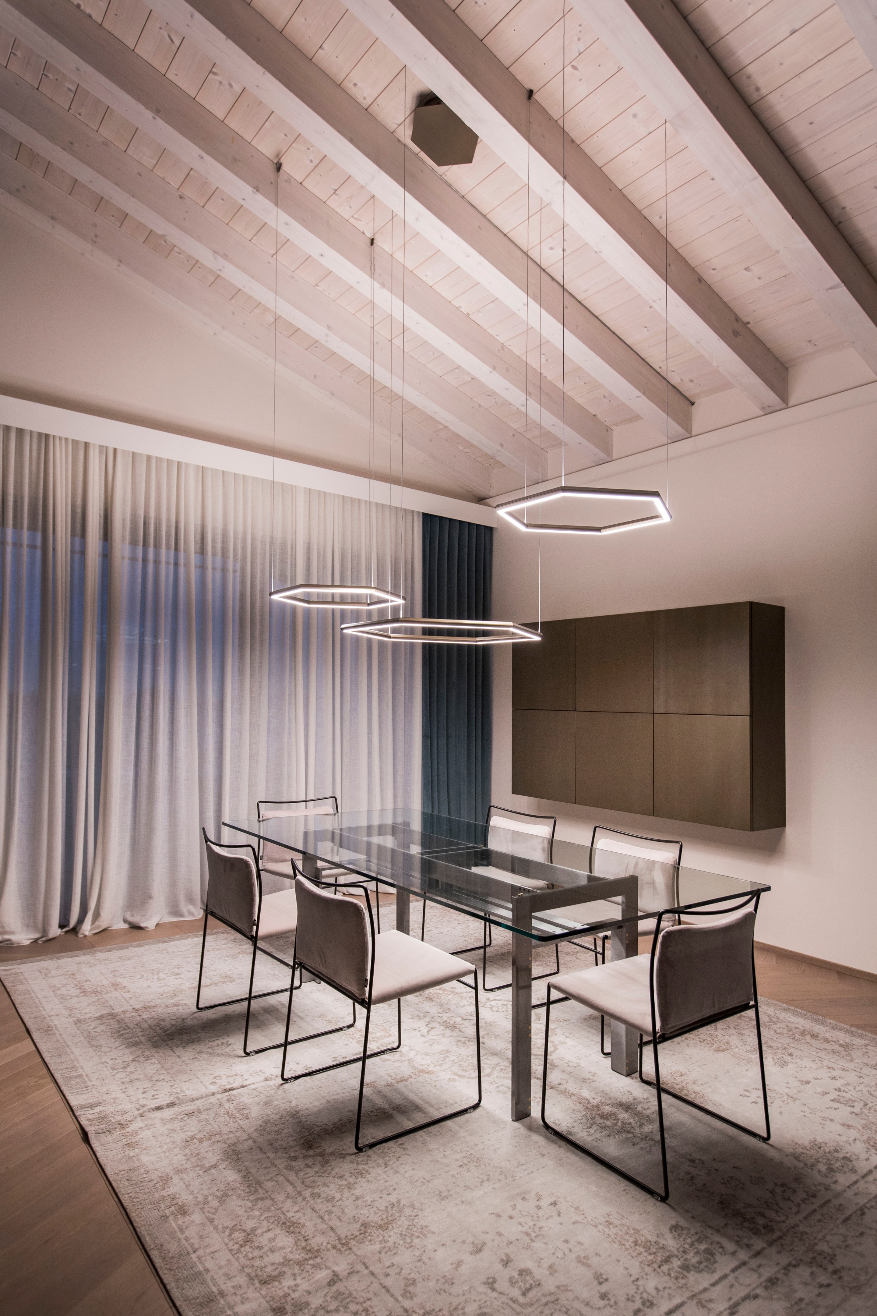 Attico White & Gray-3