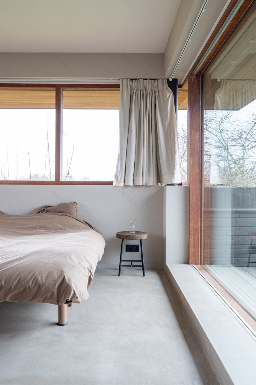 比利时私人别墅 | 极简几何与自然景观的完美融合-14