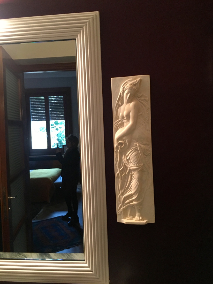 罗马历史建筑中的现代色彩-38