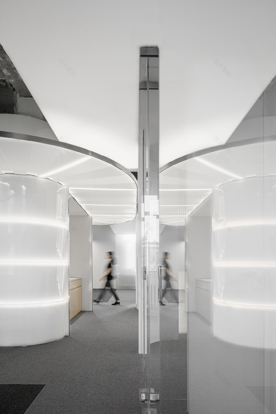 赛博白园 · 科技与传统共生的办公空间丨木又寸建筑事物室(AtelierTree)-69