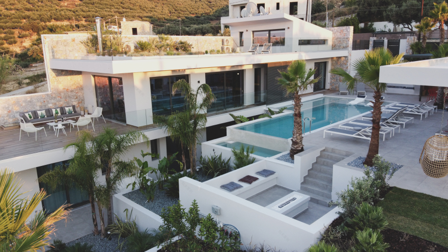 现代风格别墅设计,展现夏日度假风情-3