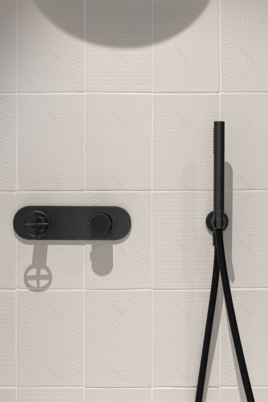 全面翻新 | 30 年代老屋展现现代舒适感-35