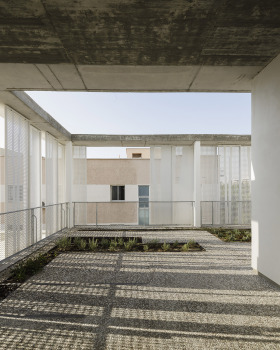 Malaga 红十字协会办公总部丨西班牙丨endosdedos® architecture