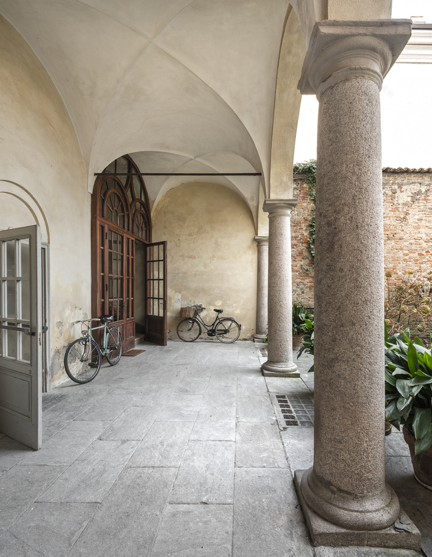 历史建筑中的创意包装设计工作室丨意大利丨Guglielmetti Interior-11