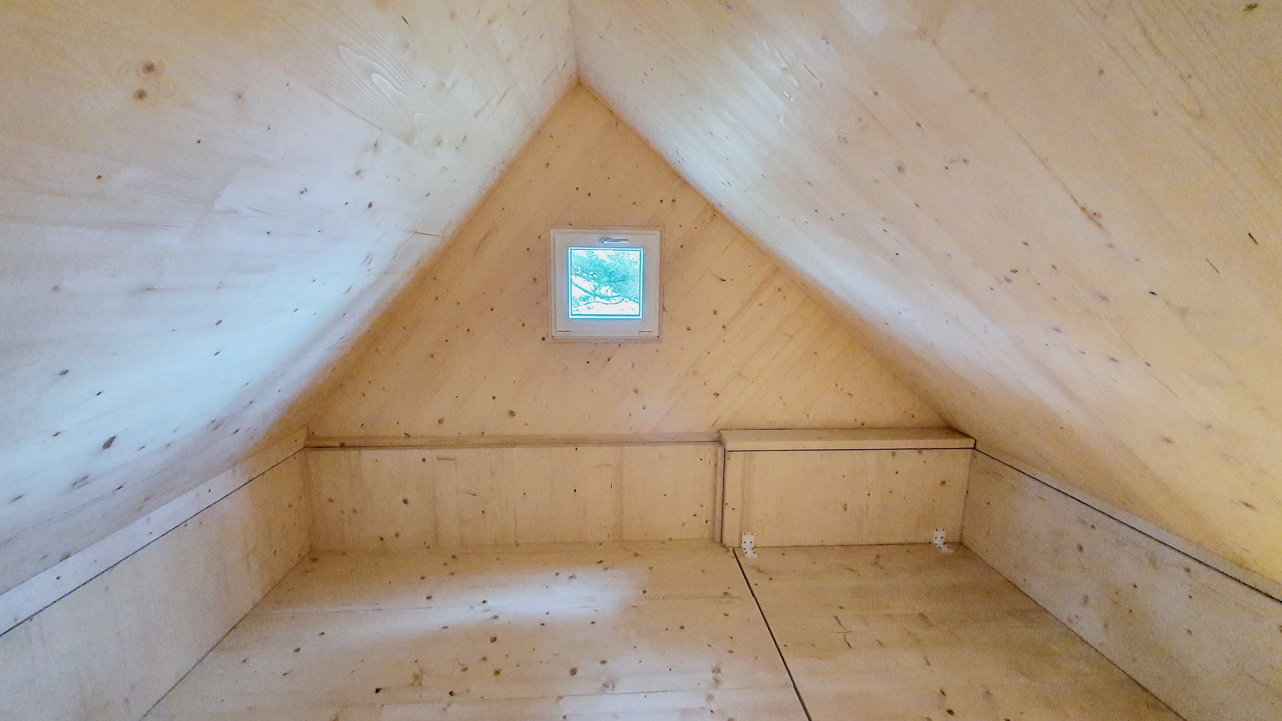 Baltic seashore foldable cabin "Brette 20"-11