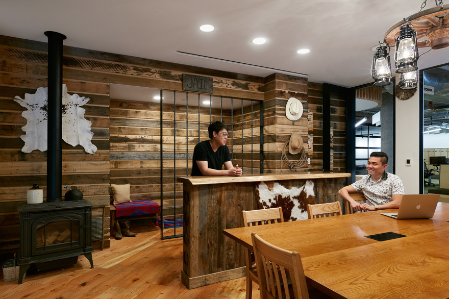 Airbnb 旗舰办公室亮相旧金山,打造全球社区沉浸式体验-44