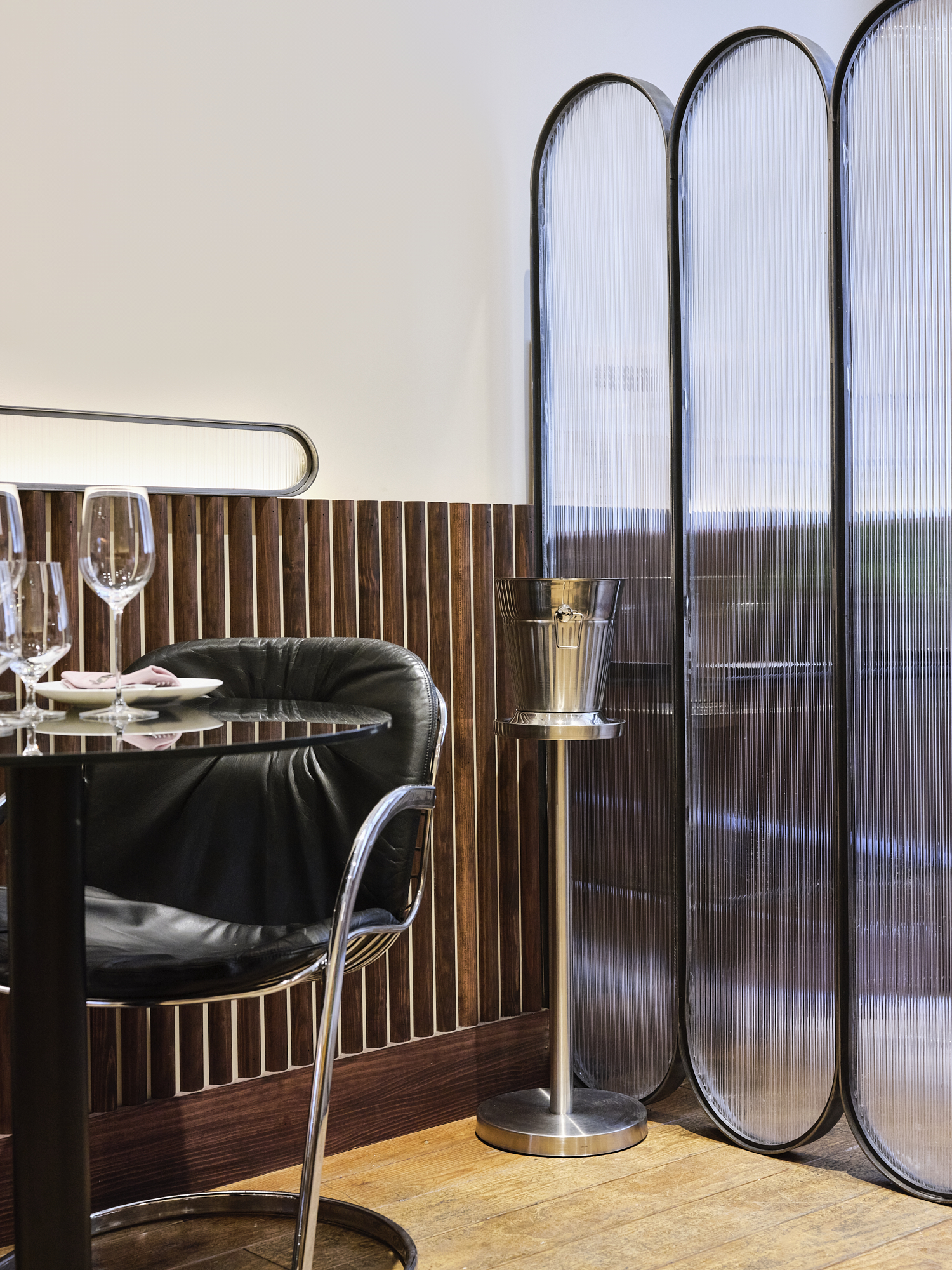 法式风情洋溢的 Ginette 餐厅设计-17