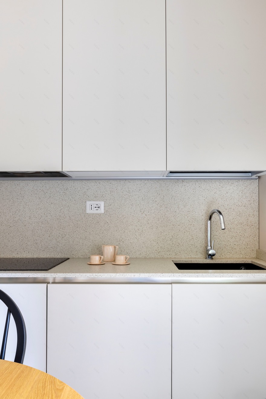 米兰历史公寓中的现代经典新诠释-10