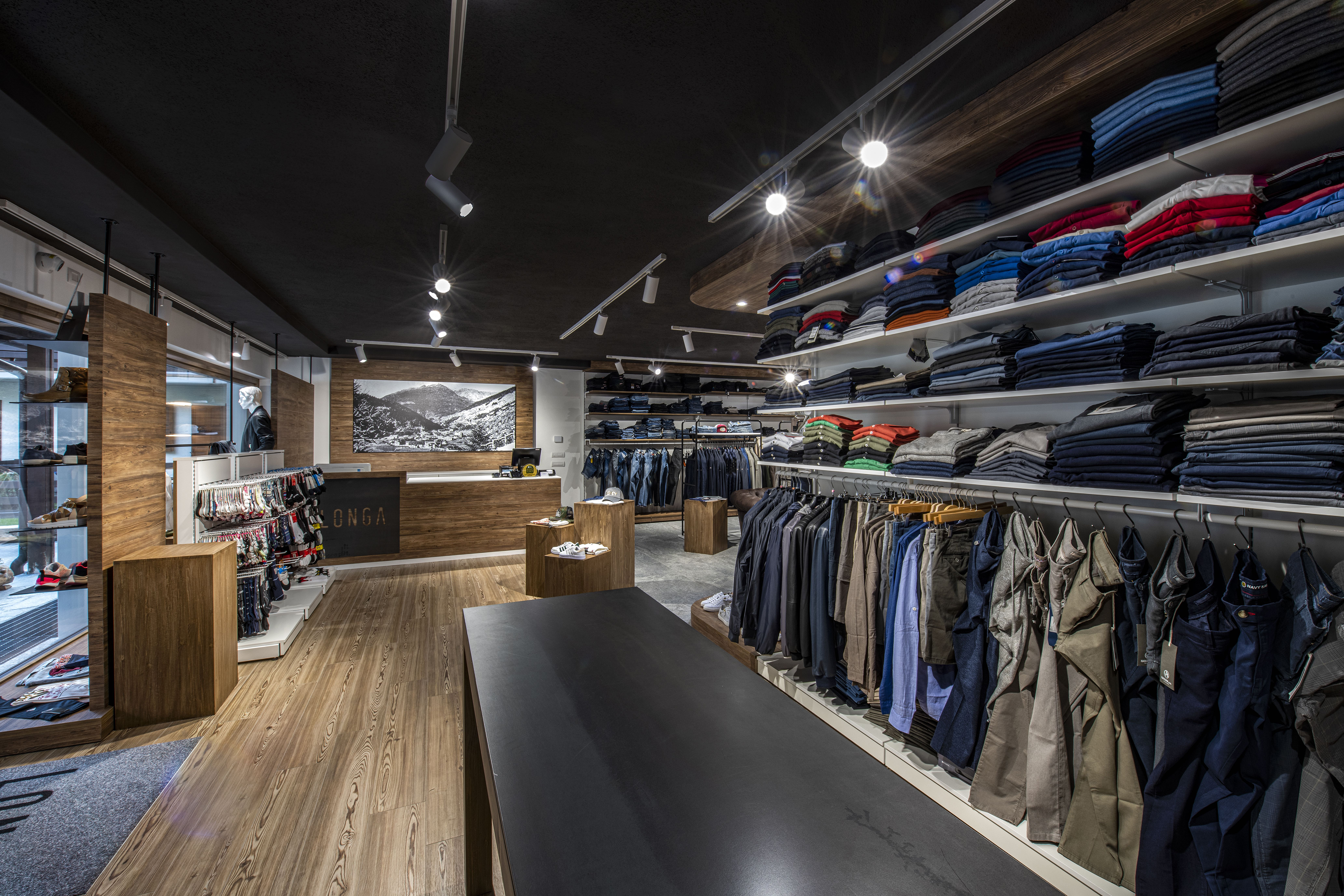 Longa Sport & Fashion 室内设计革新丨BM Italia-11