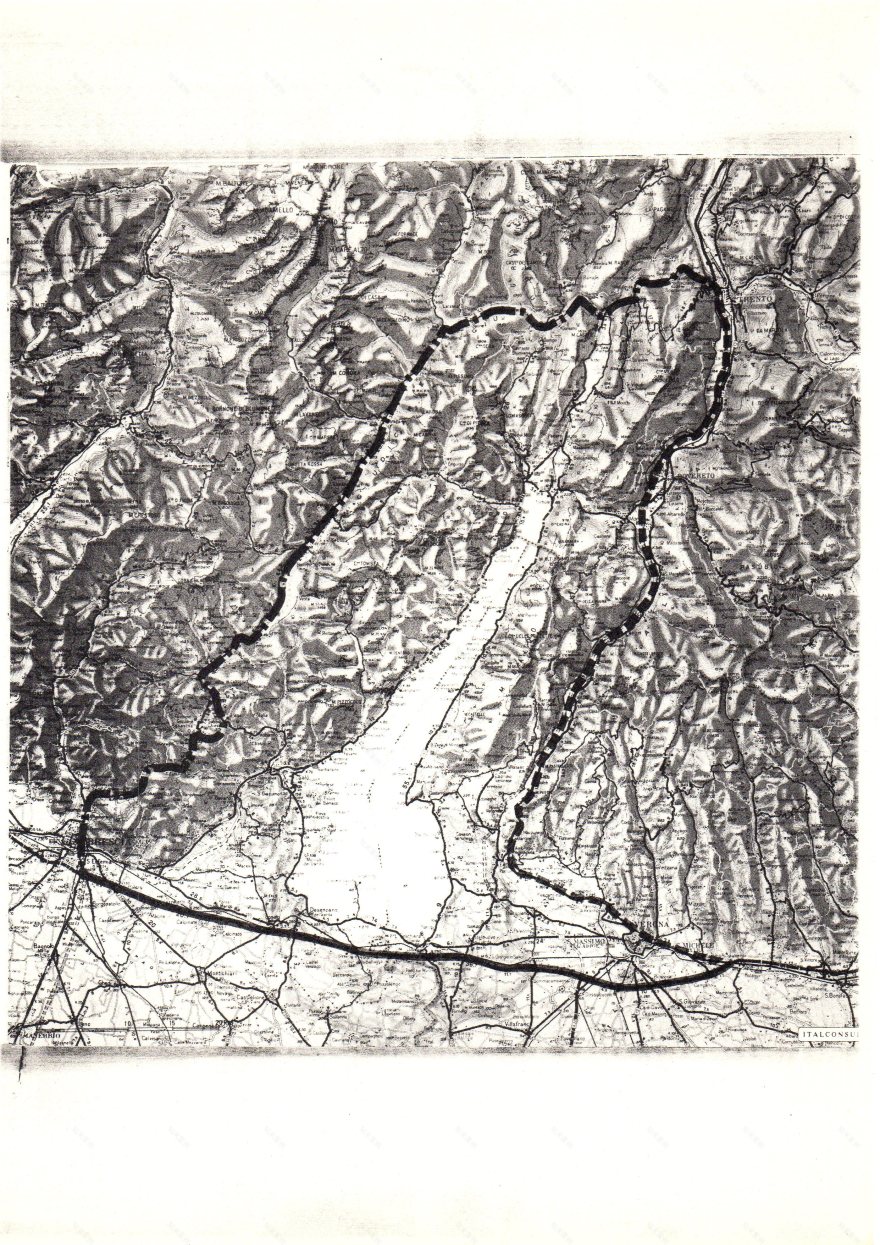 意大利湖滨环保钢琴室设计-20