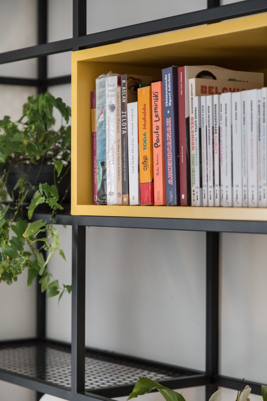 融合空间与功能的 77 平米公寓设计-10