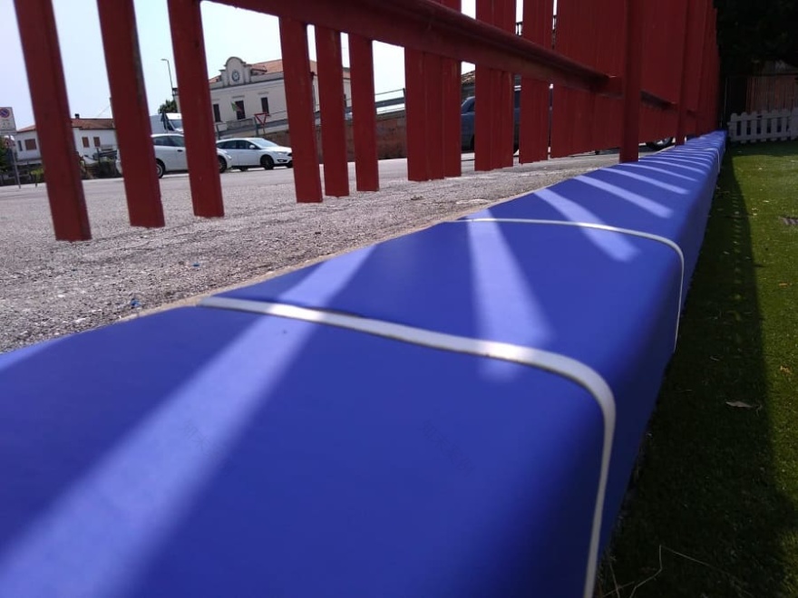 幼儿园游乐场安全角设计-0