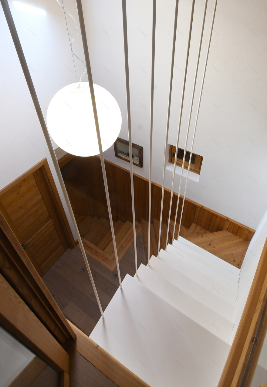 回忆满满的山区家庭住宅翻新-4