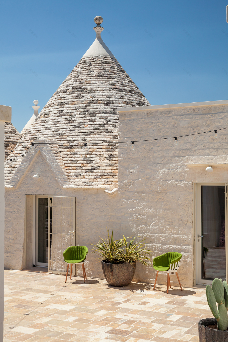 遗弃石屋变身为浪漫 SPA 度假胜地——意大利 Trullo Fichimori 案例解读-9
