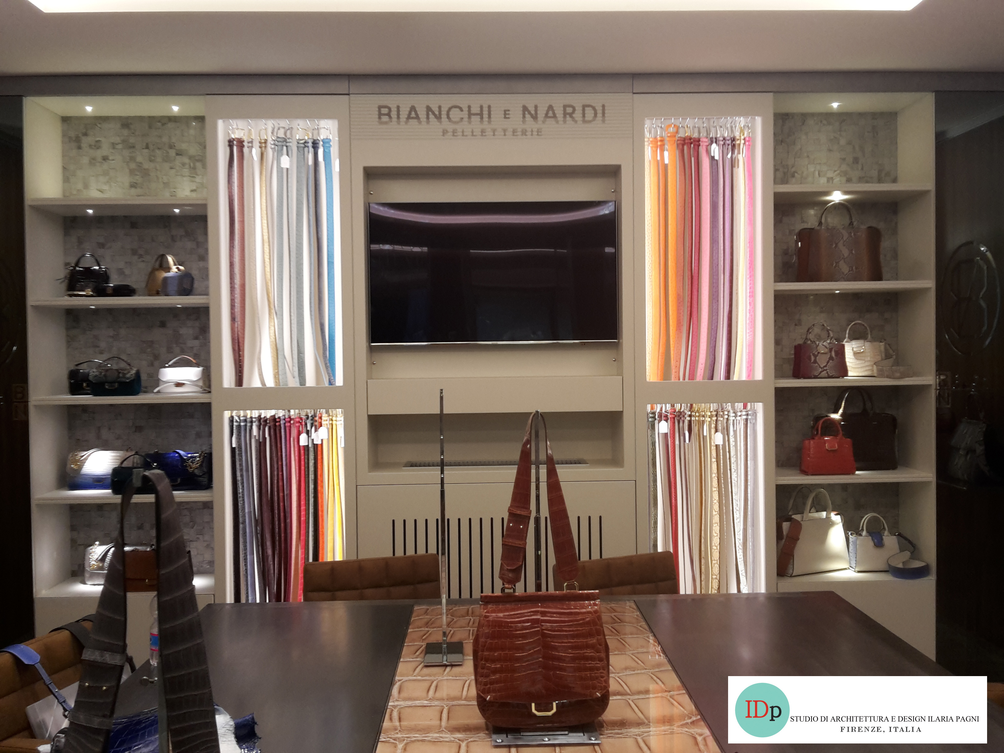 意大利奢华皮具工厂的创意设计之旅-6