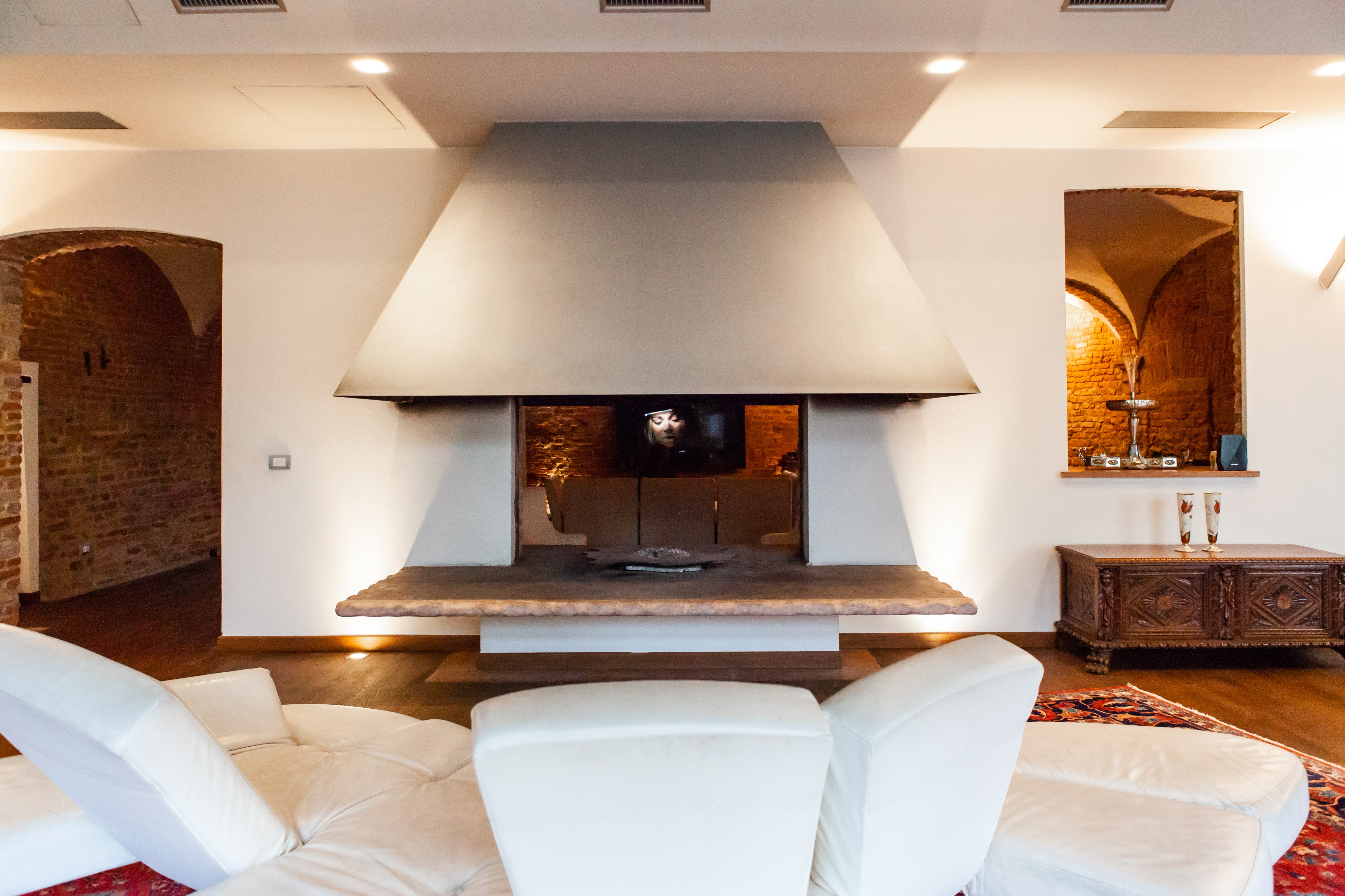 历史与现代共融的城市别墅-37