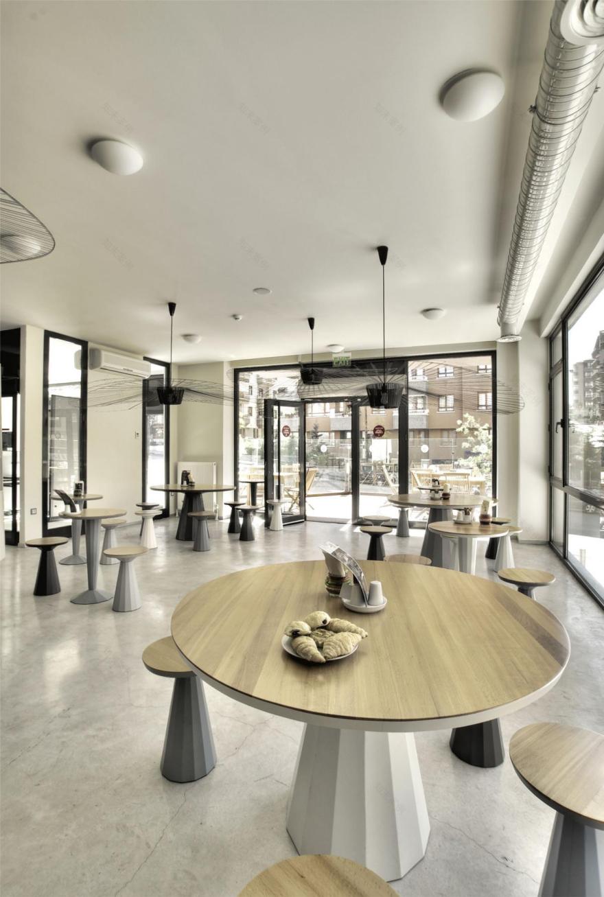 法国文化中心安卡拉公寓改造,简约通风设计典范-5