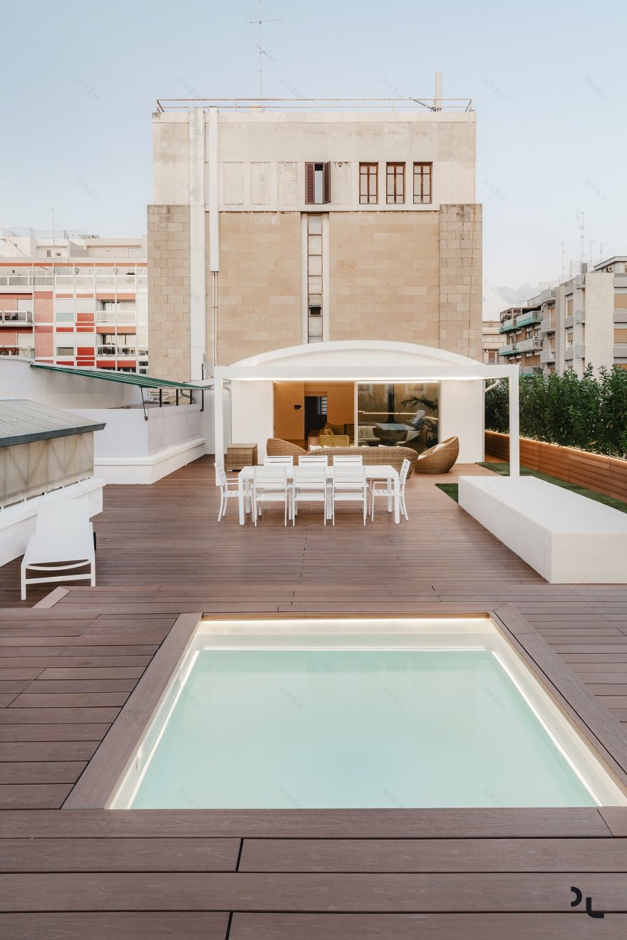 双层现代居所,历史建筑中的新生-36