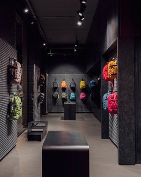 巴塞罗那 CATBAG 背包店丨西班牙巴塞罗那