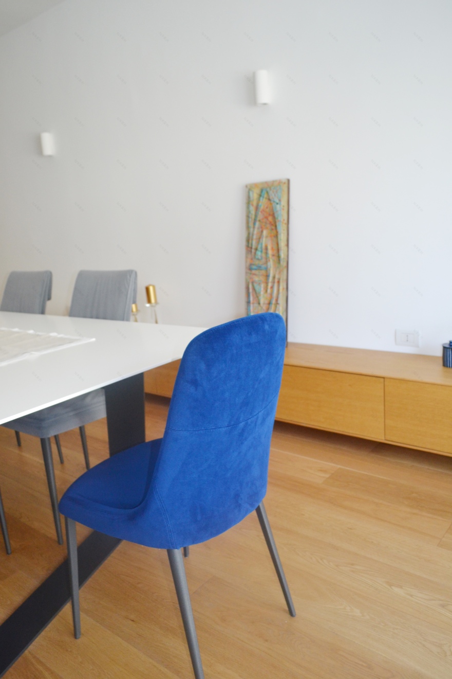 共享与私密共存的家庭空间-16