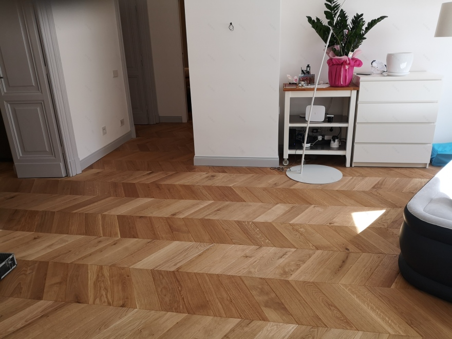 自然风格实木地板打造 100 平米普拉提公寓-6