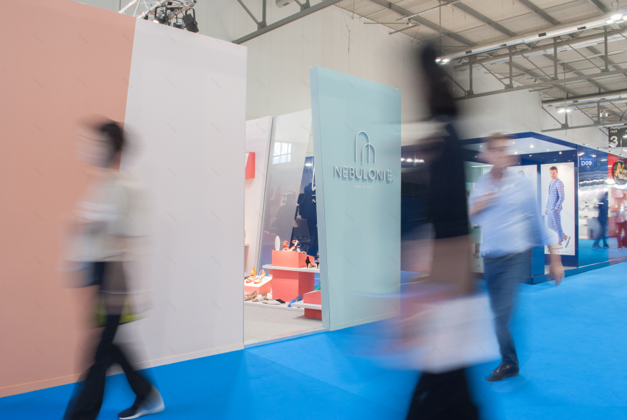 FORO Studio 打造国际 glam 风格鞋店,彰显女性魅力-7