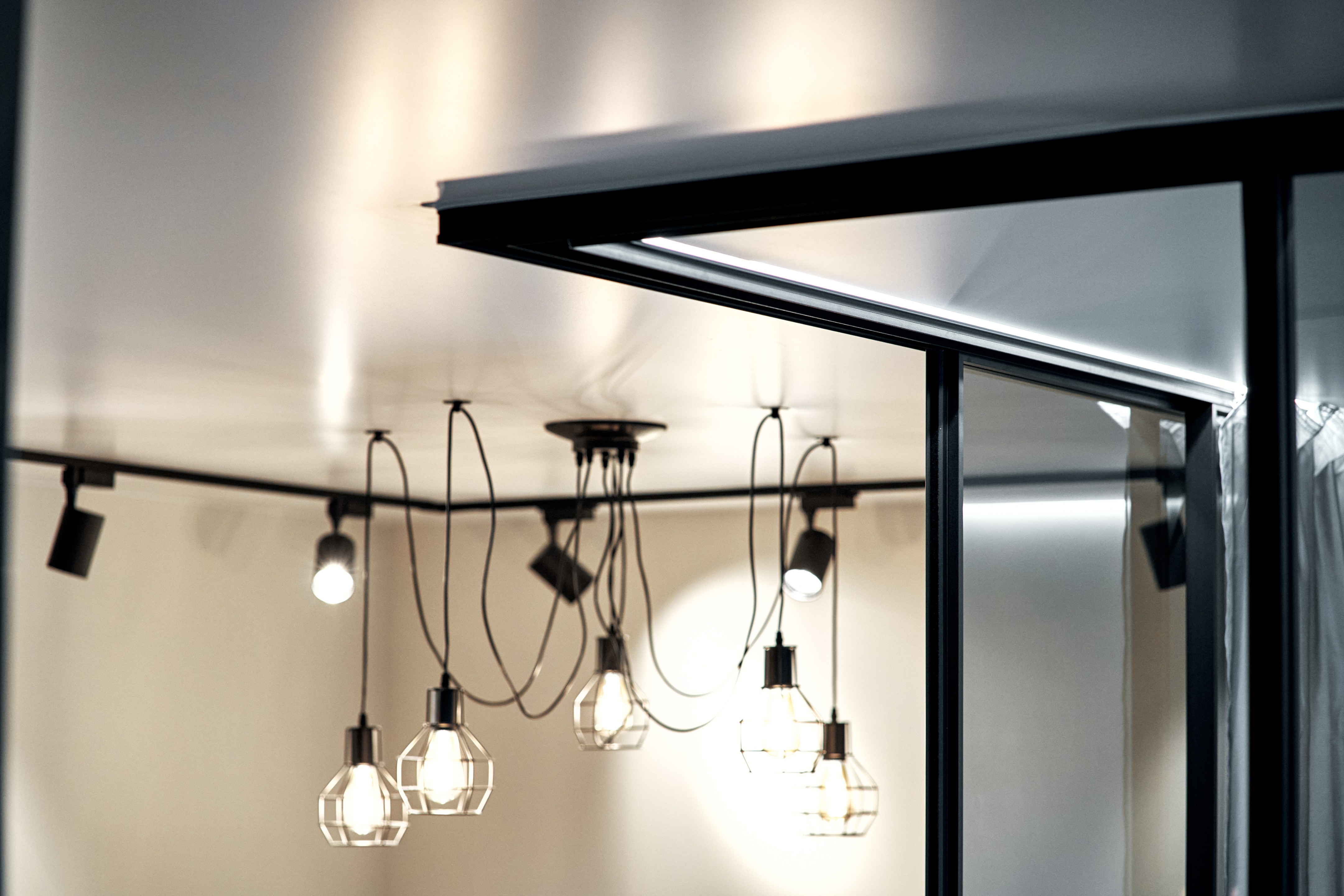 极简黑框玻璃门 | Raumplus 打造优雅室内空间-15