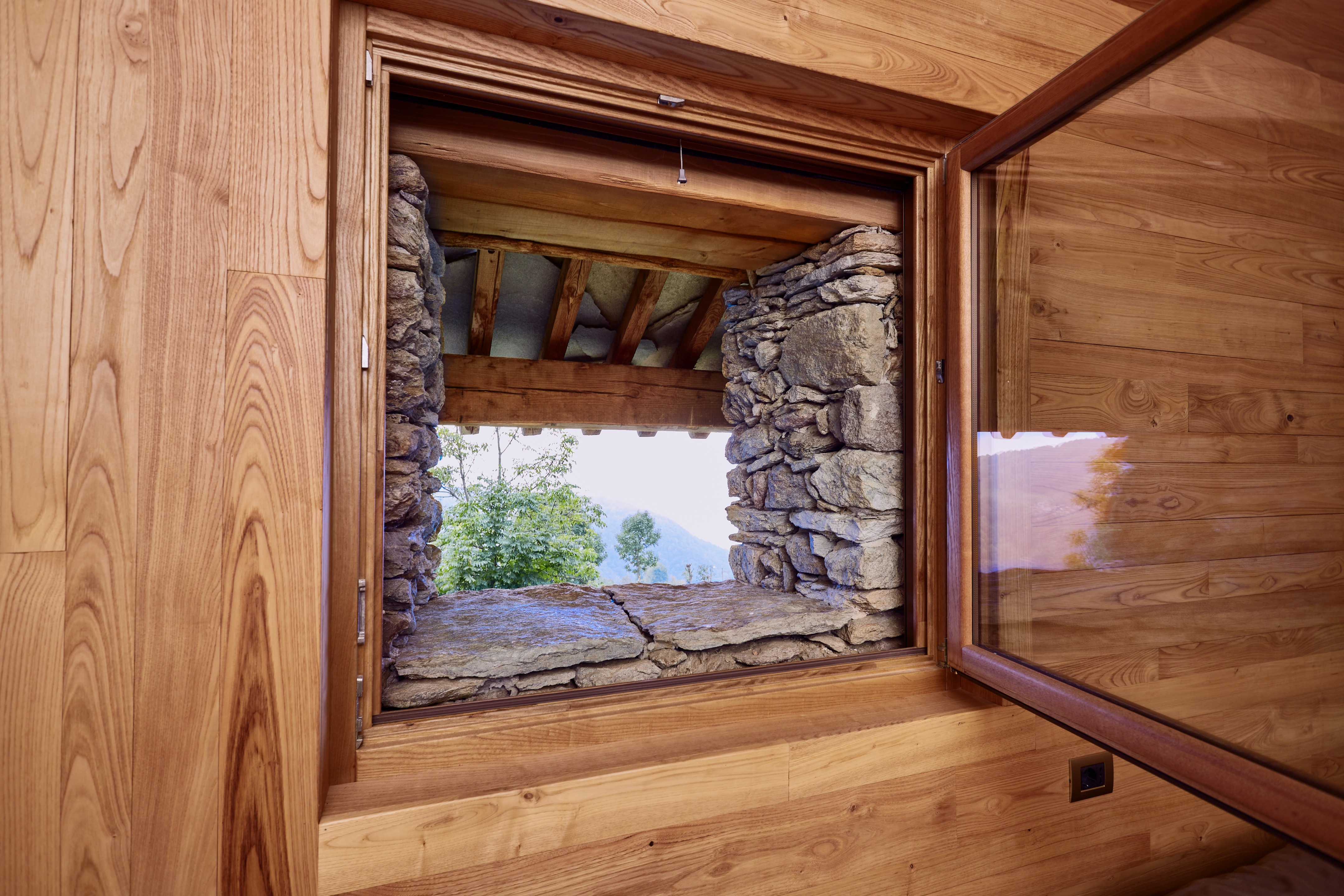 意大利乡间“栎树小屋”的现代改造丨Studioata-10