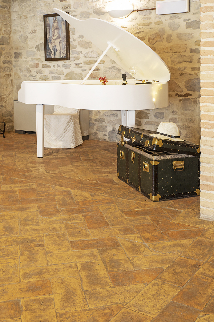 意大利古堡手工砖地板翻新,呈现传统与复古美-7