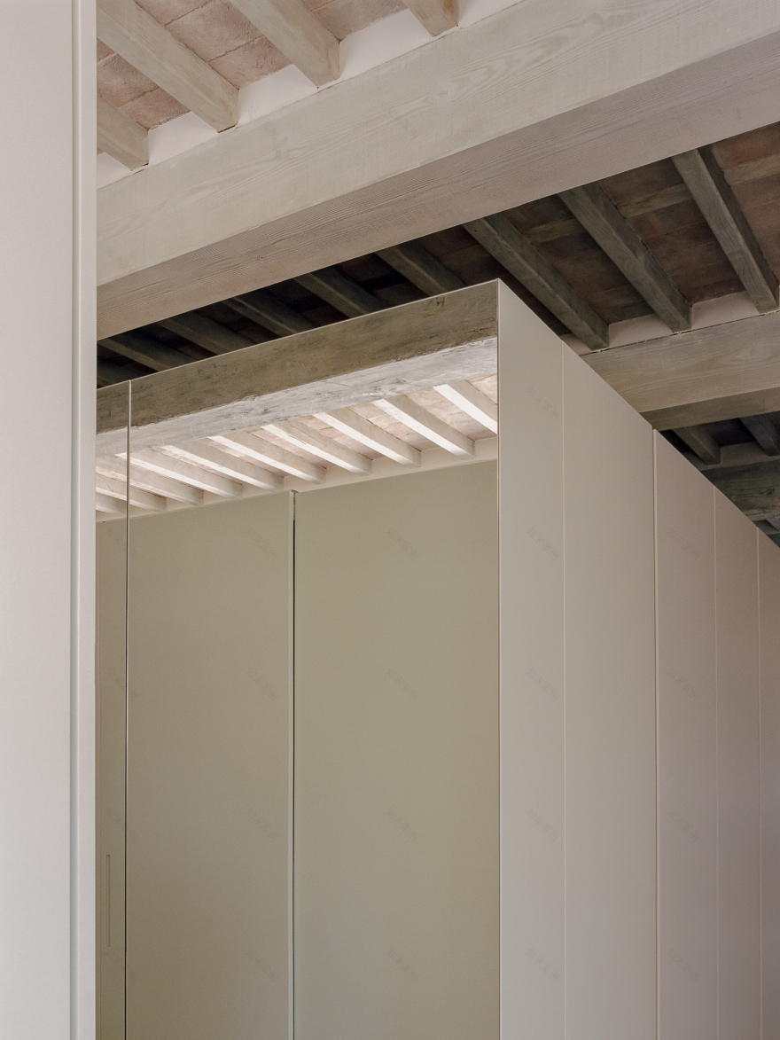 意大利百年烟草工厂改造,绿色建筑与艺术的完美融合-11