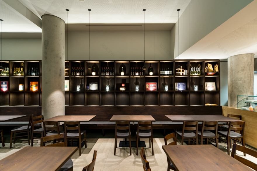 威尼斯历史建筑翻新 | 钢与混凝土的新生-14