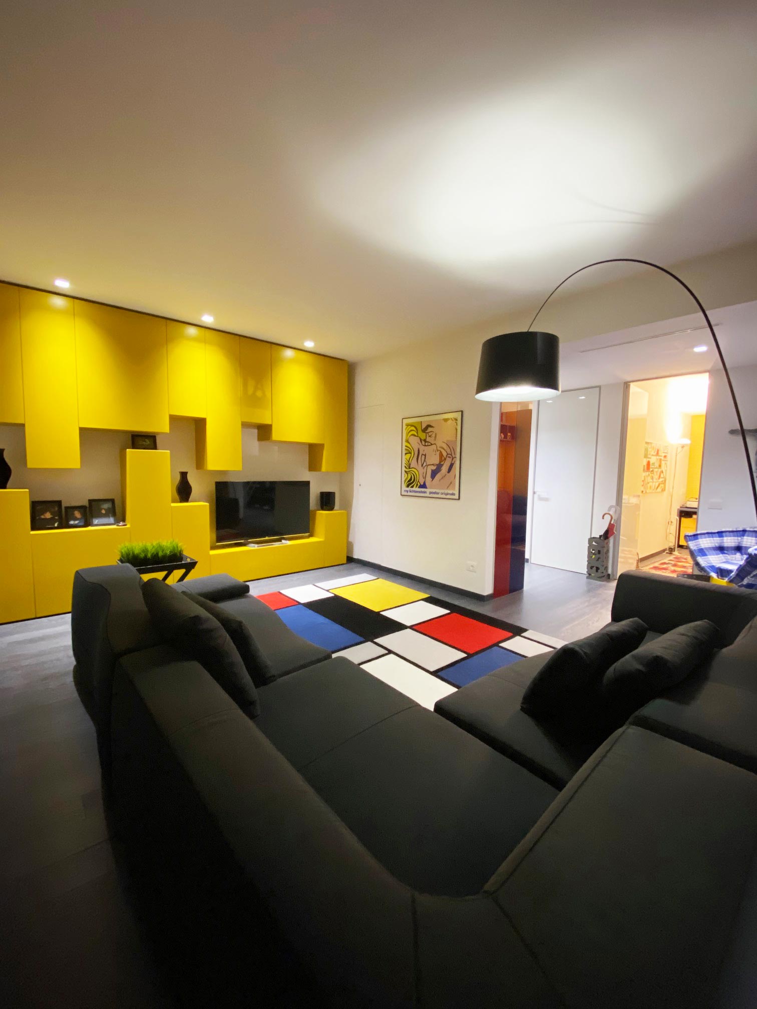 波普艺术与原色的碰撞 · Casa E 现代家居设计-0