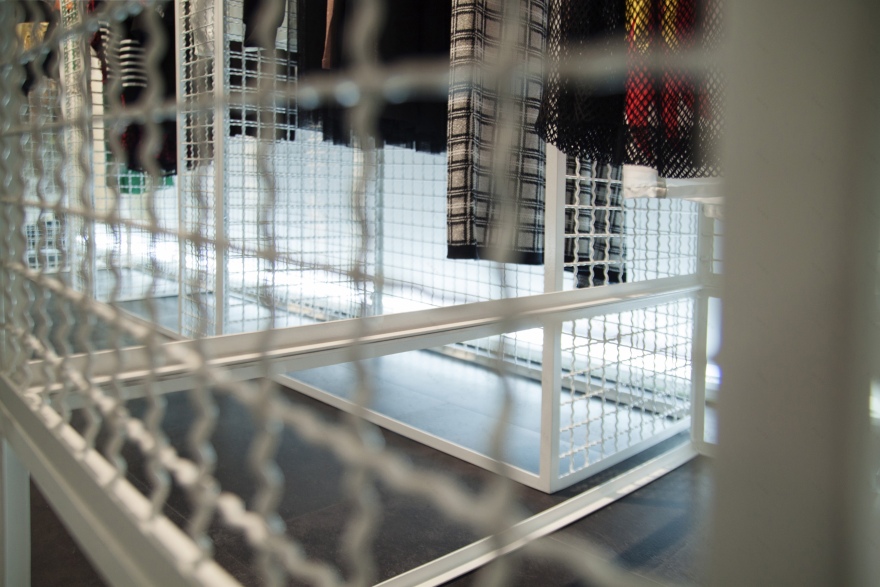 意大利女性时尚店“Mise en cage”设计-11