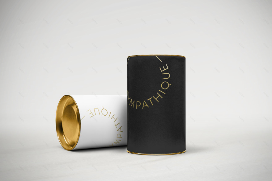 和蔼可亲的;令人喜爱的;讨人喜欢的-11