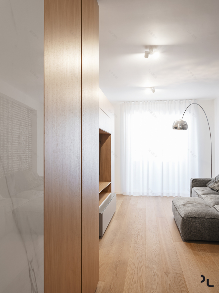 简约现代,自然之美——Altamura 历史中心附近住宅重建项目-9