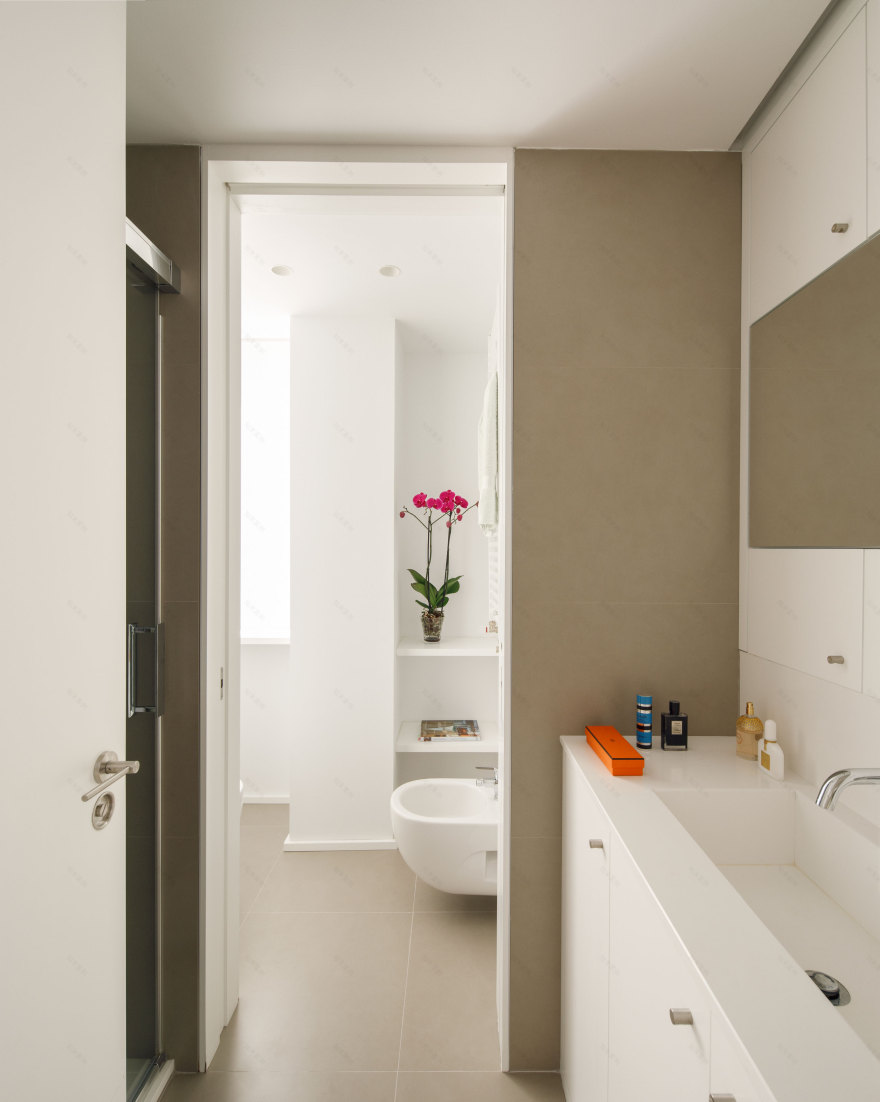 颠覆 70 年代旧公寓,打造明亮宜居空间-10