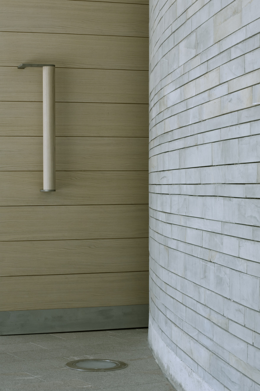 Friuli 新教堂设计 | 融入环境的和谐空间-8