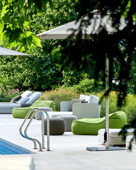 OUTDOOR VISTA LAGO