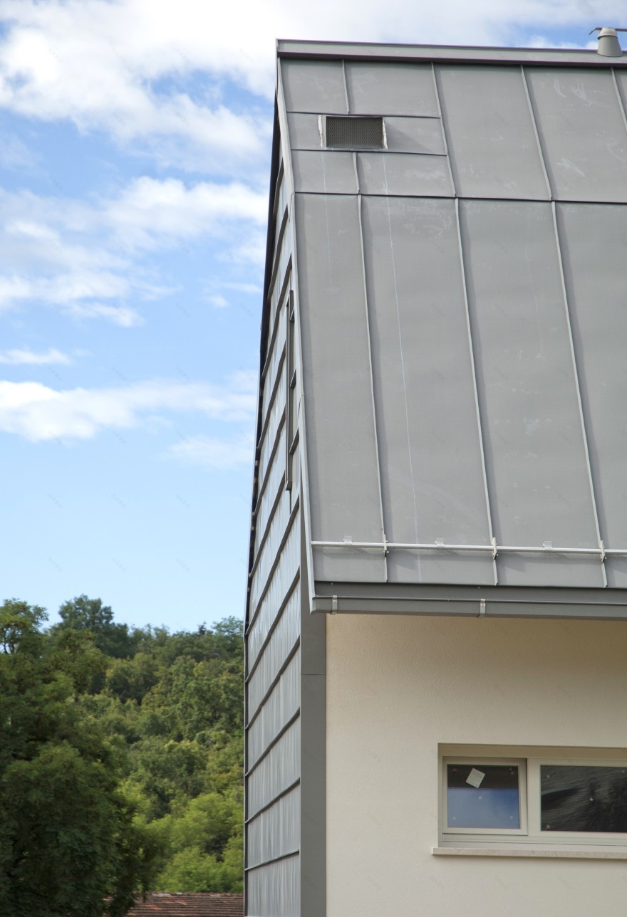 生态环保的"VILLAGGIO BIO·ECOLOGICO DI MAGRÈ"公寓设计-3