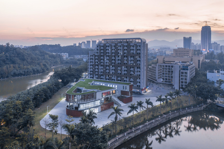 五邑大学学生服务中心丨中国江门丨华南理工大学建筑设计研究院有限公司-70